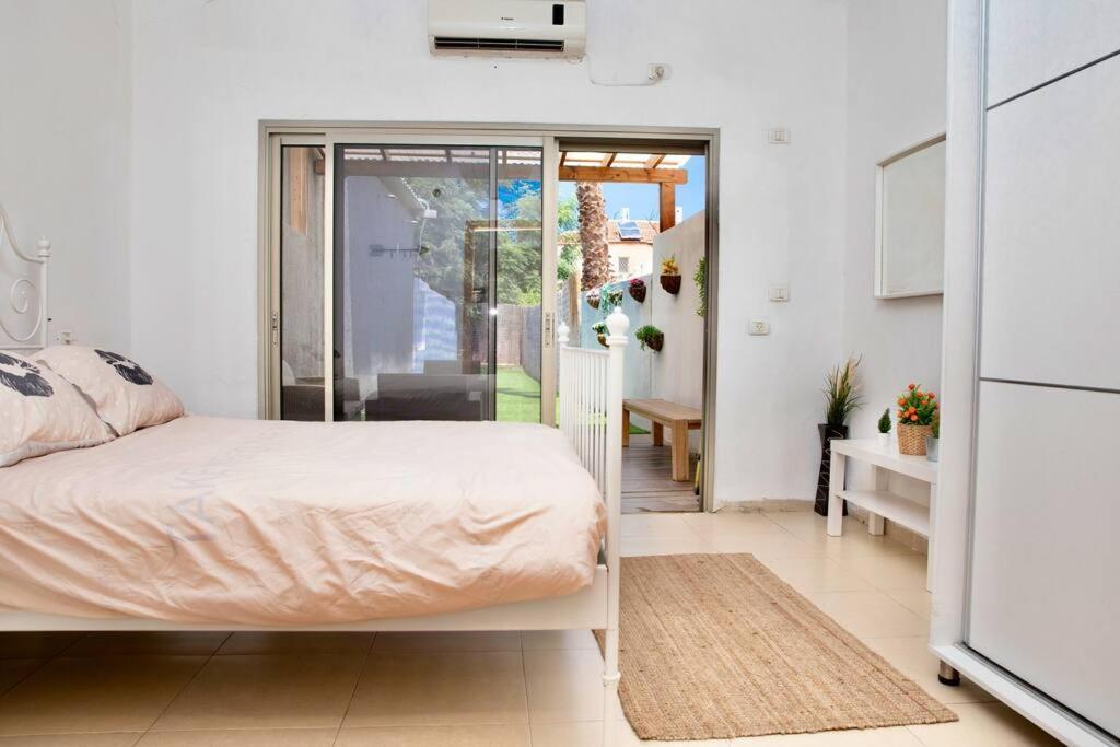 Homey Apartment Near The Beach ハデラ エクステリア 写真