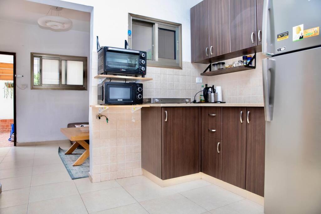 Homey Apartment Near The Beach ハデラ エクステリア 写真